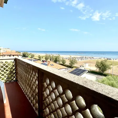 Rm06 - Senigallia, Trilocale Fronte Mare Апартаменты *